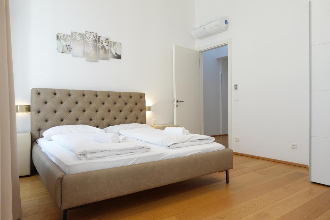 Apartments 4 You Red Star 8 Vienna Exterior photo